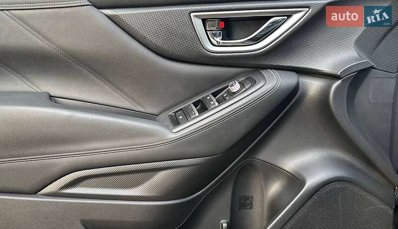 Внедорожник / Кроссовер Subaru Forester 2019 в Киеве