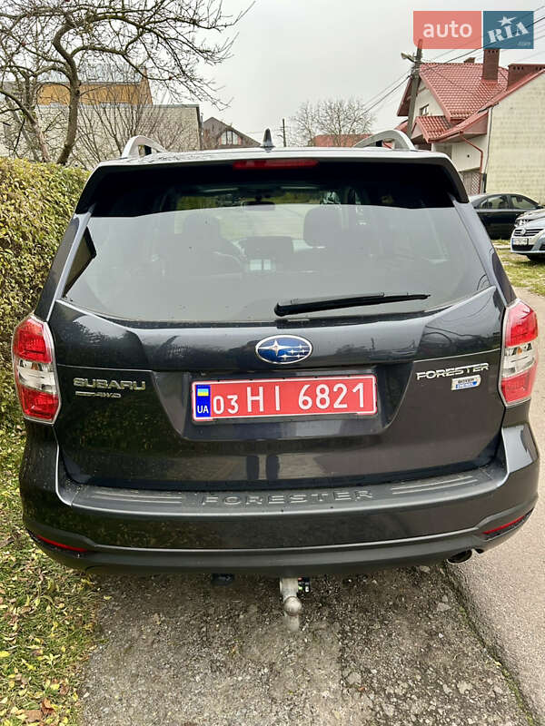 Внедорожник / Кроссовер Subaru Forester 2015 в Львове