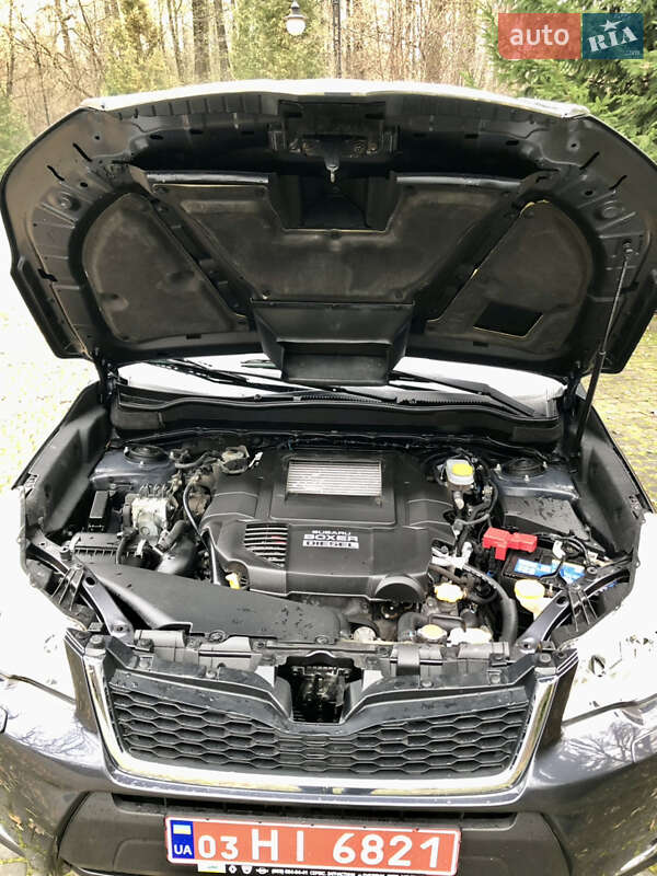 Внедорожник / Кроссовер Subaru Forester 2015 в Львове