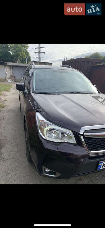 Позашляховик / Кросовер Subaru Forester 2013 в Києві