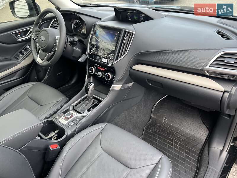 Позашляховик / Кросовер Subaru Forester 2024 в Києві