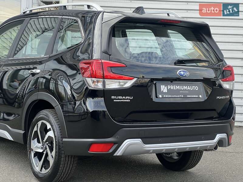 Позашляховик / Кросовер Subaru Forester 2024 в Києві