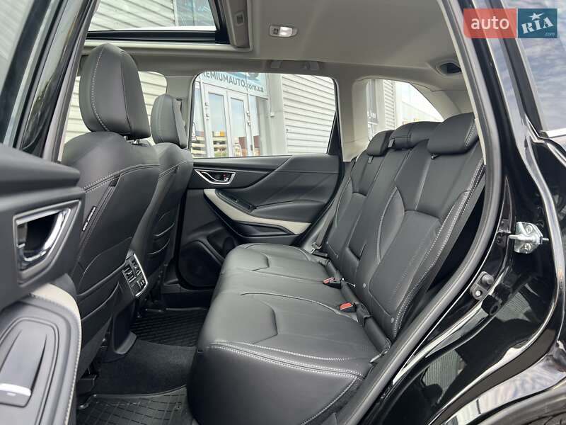 Позашляховик / Кросовер Subaru Forester 2024 в Києві