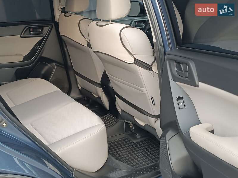 Позашляховик / Кросовер Subaru Forester 2013 в Кременчуці