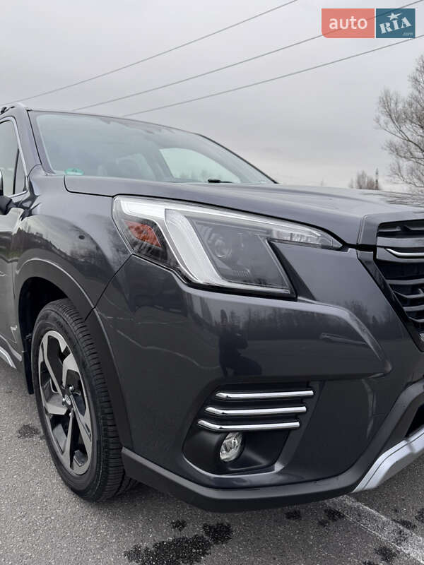 Внедорожник / Кроссовер Subaru Forester 2022 в Киеве
