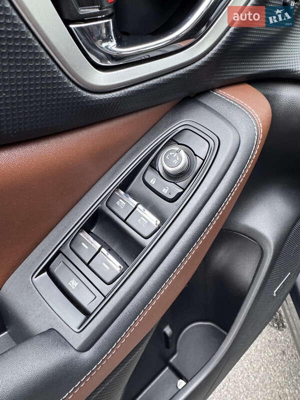 Внедорожник / Кроссовер Subaru Forester 2022 в Киеве