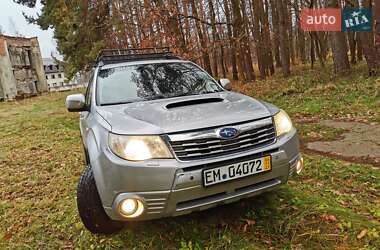 Внедорожник / Кроссовер Subaru Forester 2010 в Новояворовске
