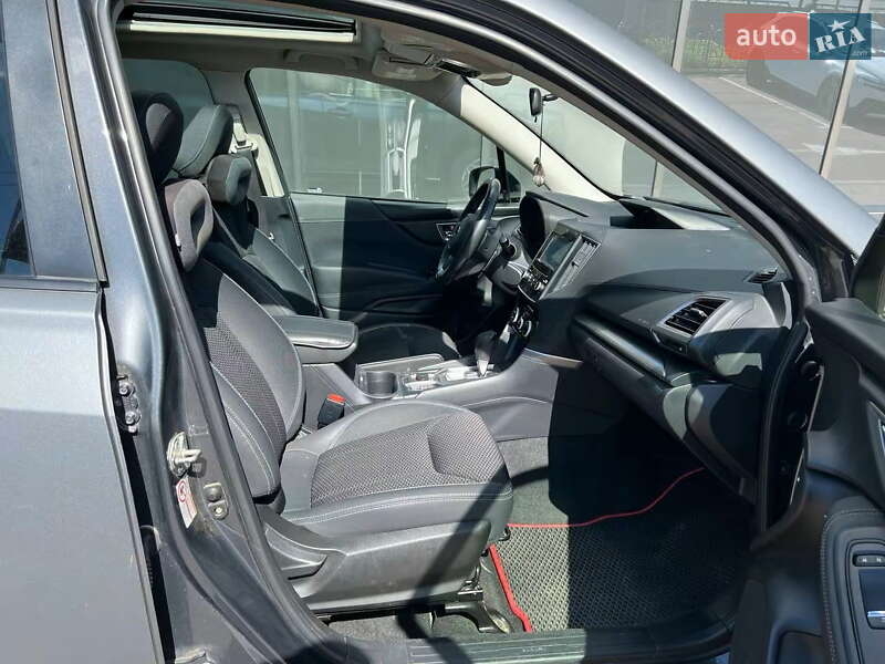 Внедорожник / Кроссовер Subaru Forester 2020 в Киеве