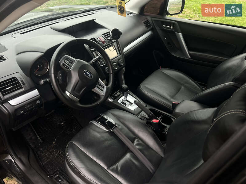 Внедорожник / Кроссовер Subaru Forester 2014 в Херсоне
