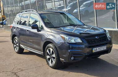 Позашляховик / Кросовер Subaru Forester 2016 в Києві