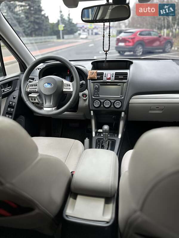 Позашляховик / Кросовер Subaru Forester 2015 в Києві фото 12 Позашляховик / Кросовер Subaru Forester 2015 в Києві