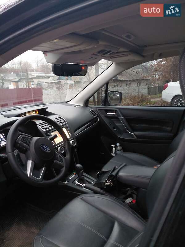 Позашляховик / Кросовер Subaru Forester 2018 в Дніпрі