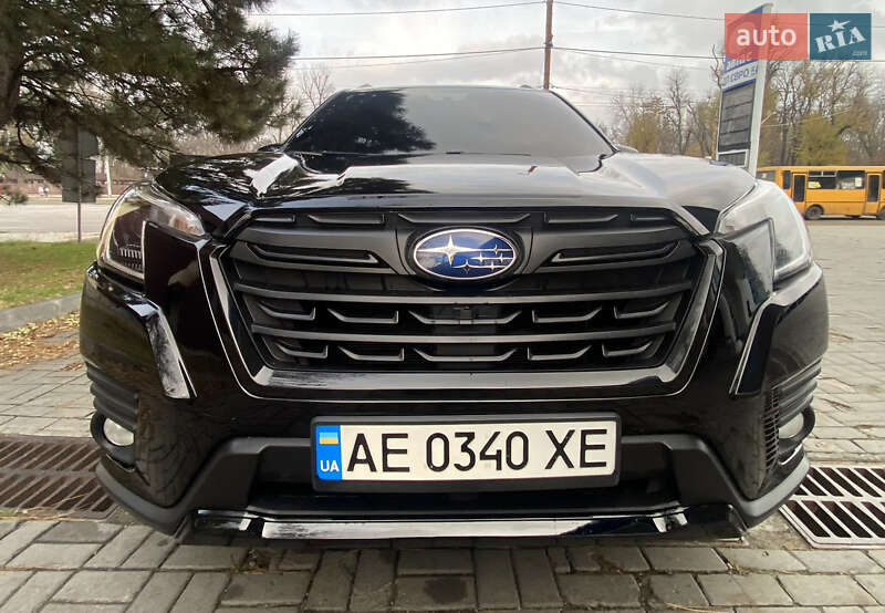 Позашляховик / Кросовер Subaru Forester 2018 в Дніпрі