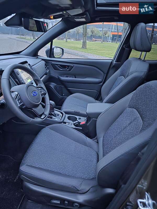 Позашляховик / Кросовер Subaru Forester 2024 в Києві