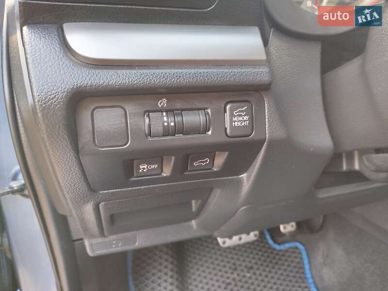 Позашляховик / Кросовер Subaru Forester 2015 в Ізюмі