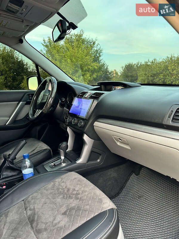 Внедорожник / Кроссовер Subaru Forester 2014 в Павлограде