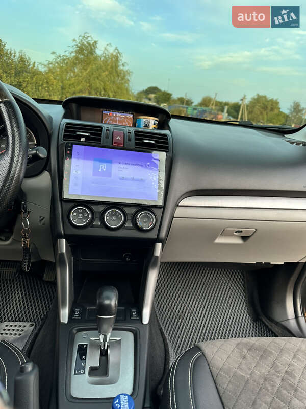 Внедорожник / Кроссовер Subaru Forester 2014 в Павлограде