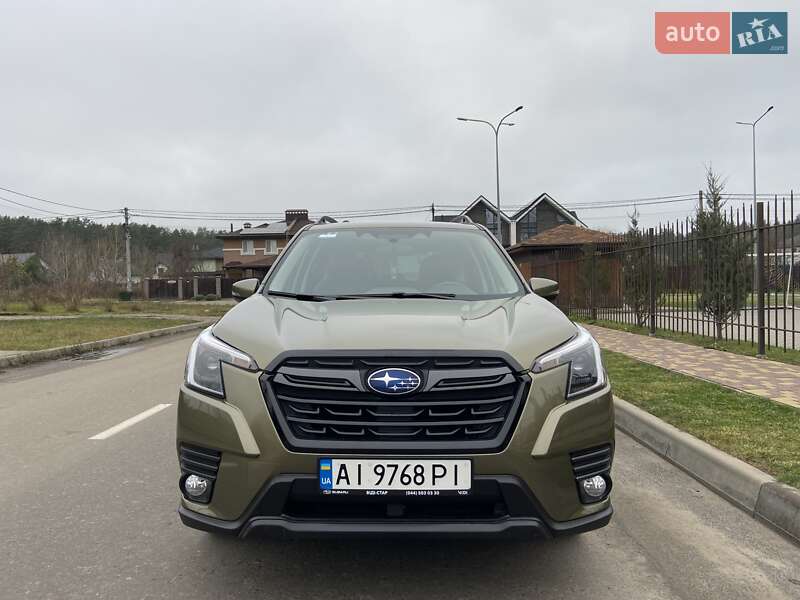 Внедорожник / Кроссовер Subaru Forester 2022 в Киеве