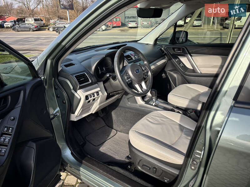 Внедорожник / Кроссовер Subaru Forester 2016 в Ивано-Франковске