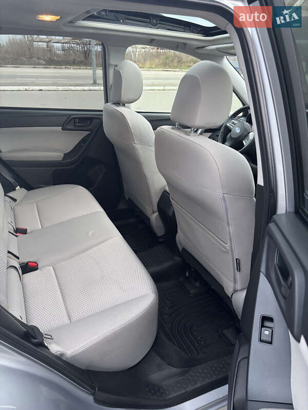 Позашляховик / Кросовер Subaru Forester 2014 в Києві фото 16 Позашляховик / Кросовер Subaru Forester 2014 в Києві