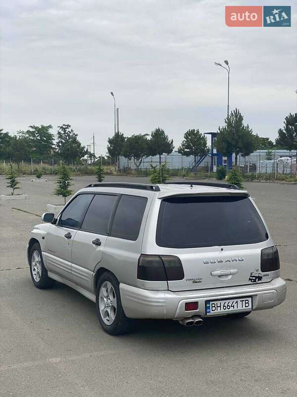 Subaru Forester 1999