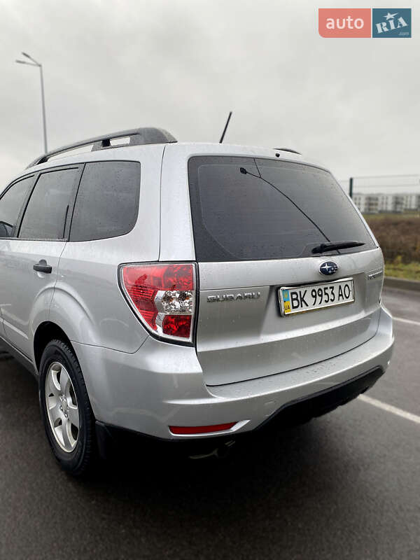 Внедорожник / Кроссовер Subaru Forester 2008 в Ровно