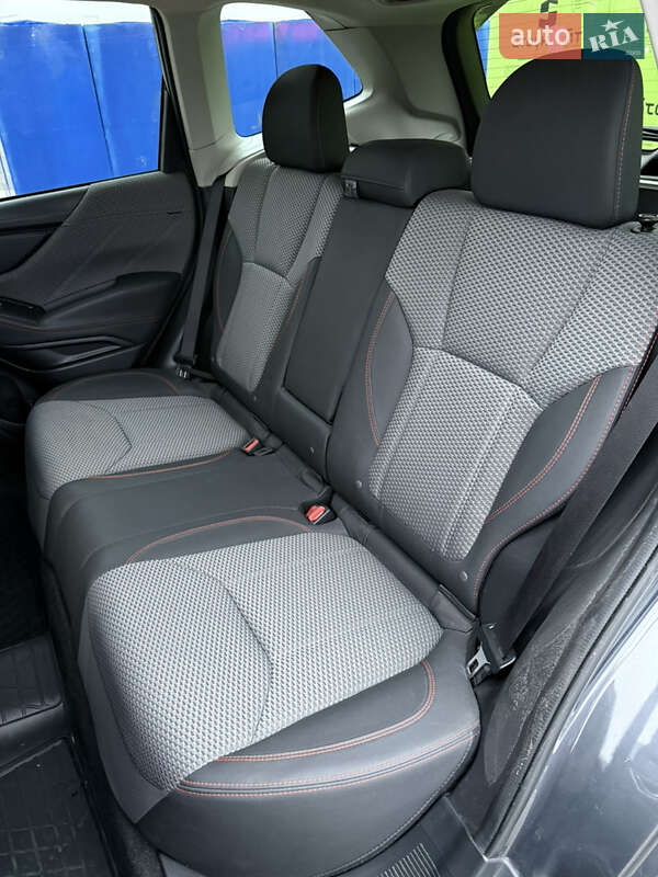 Внедорожник / Кроссовер Subaru Forester 2020 в Киеве