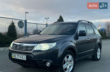 Позашляховик / Кросовер Subaru Forester 2010 в Новомосковську