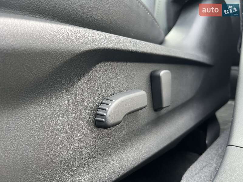 Внедорожник / Кроссовер Subaru Forester 2024 в Киеве