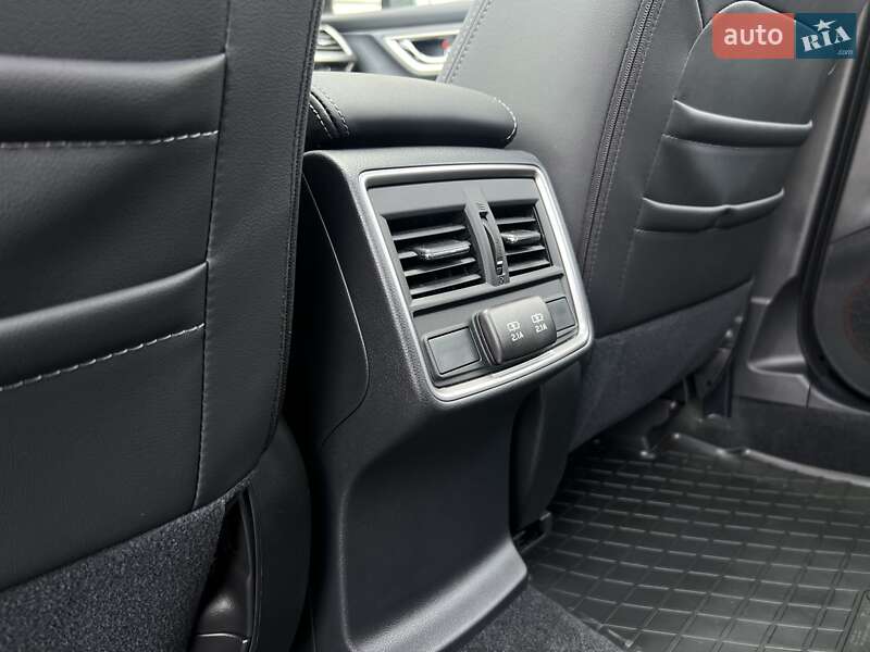 Внедорожник / Кроссовер Subaru Forester 2024 в Киеве