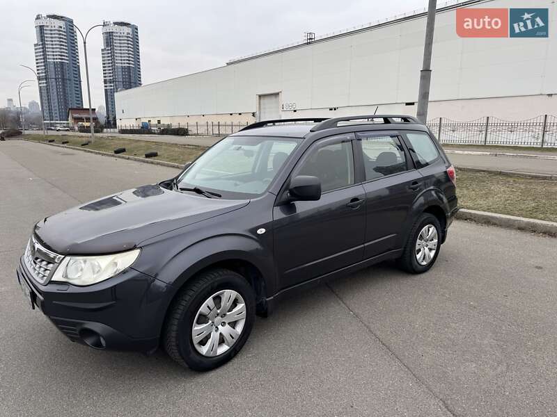 Subaru Forester 2011