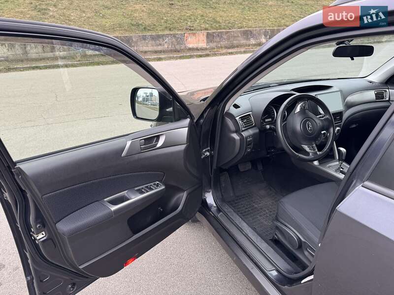 Внедорожник / Кроссовер Subaru Forester 2011 в Киеве