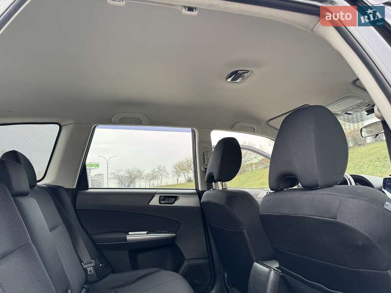 Внедорожник / Кроссовер Subaru Forester 2011 в Киеве
