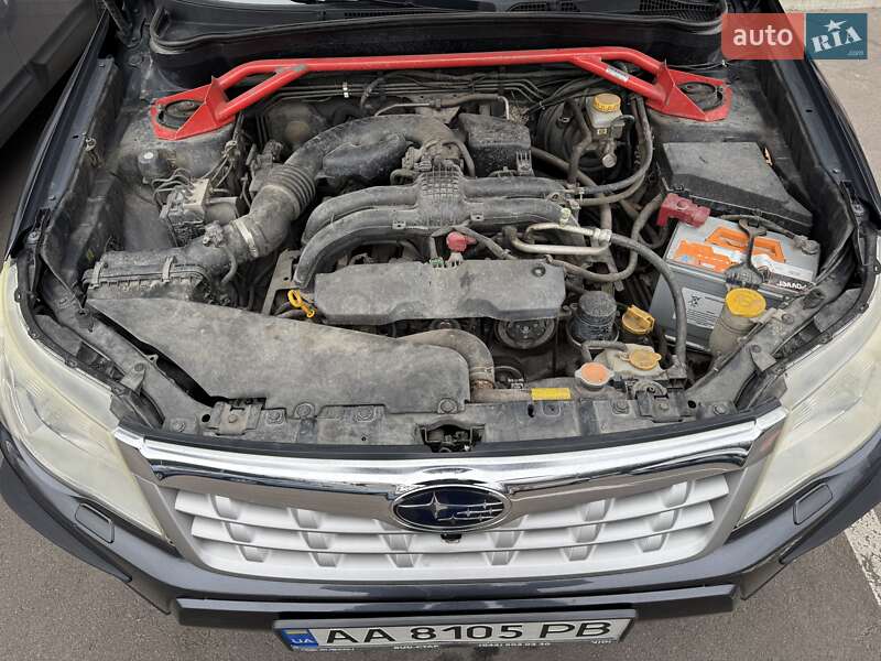 Внедорожник / Кроссовер Subaru Forester 2011 в Киеве