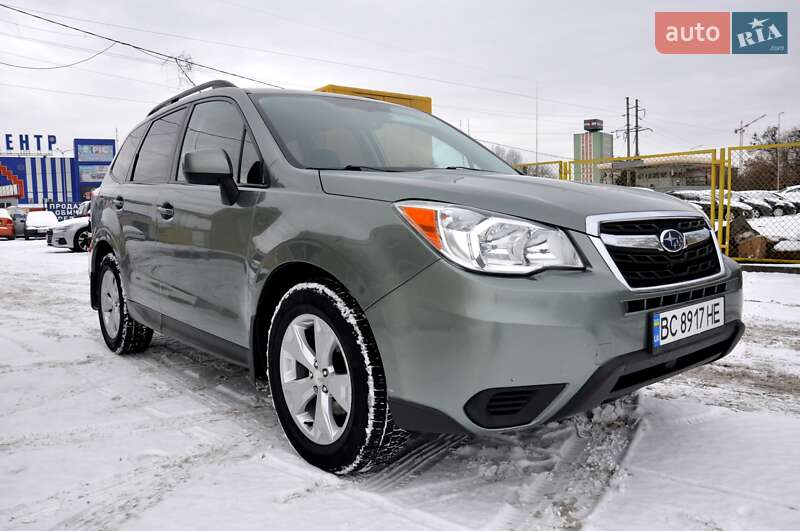 Внедорожник / Кроссовер Subaru Forester 2013 в Львове