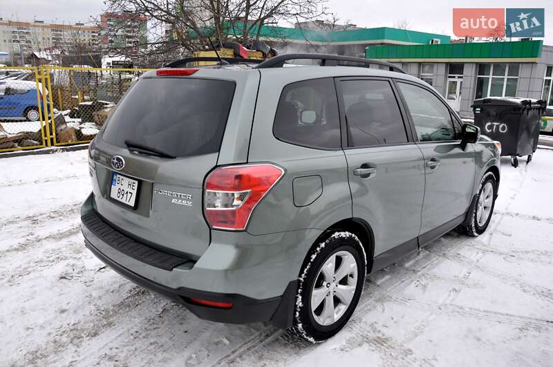 Внедорожник / Кроссовер Subaru Forester 2013 в Львове