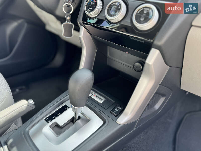 Внедорожник / Кроссовер Subaru Forester 2017 в Харькове