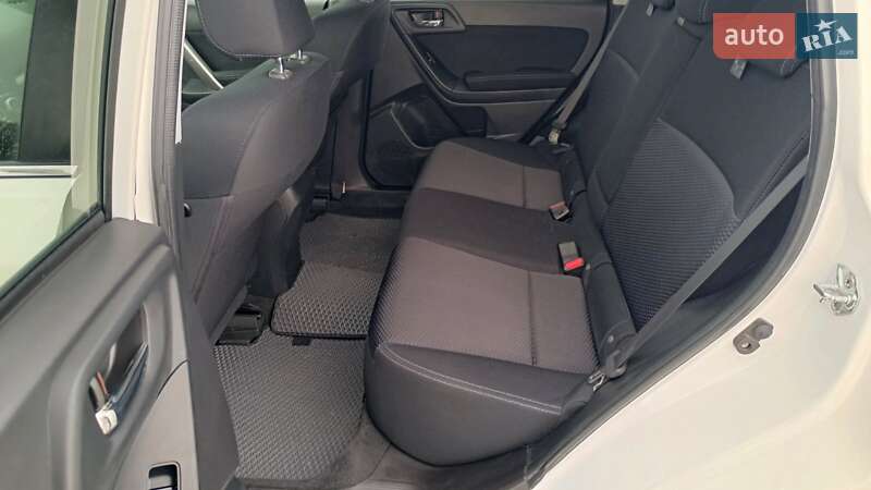 Внедорожник / Кроссовер Subaru Forester 2015 в Киеве фото 11 Внедорожник / Кроссовер Subaru Forester 2015 в Киеве