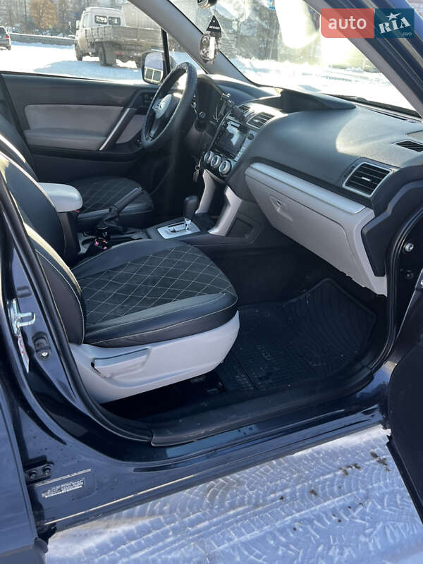 Внедорожник / Кроссовер Subaru Forester 2015 в Сумах