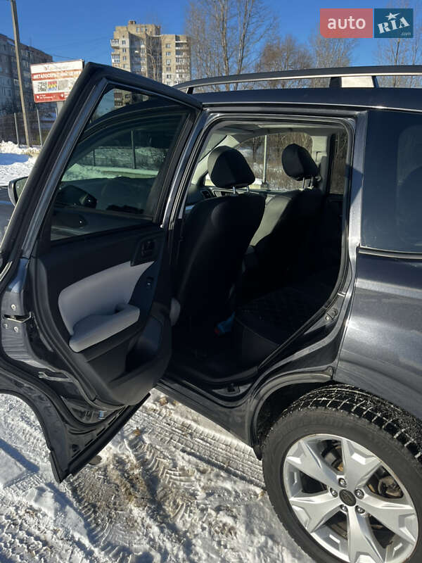 Внедорожник / Кроссовер Subaru Forester 2015 в Сумах