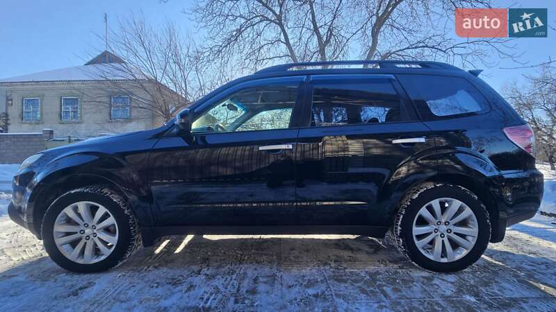 Внедорожник / Кроссовер Subaru Forester 2011 в Каменском