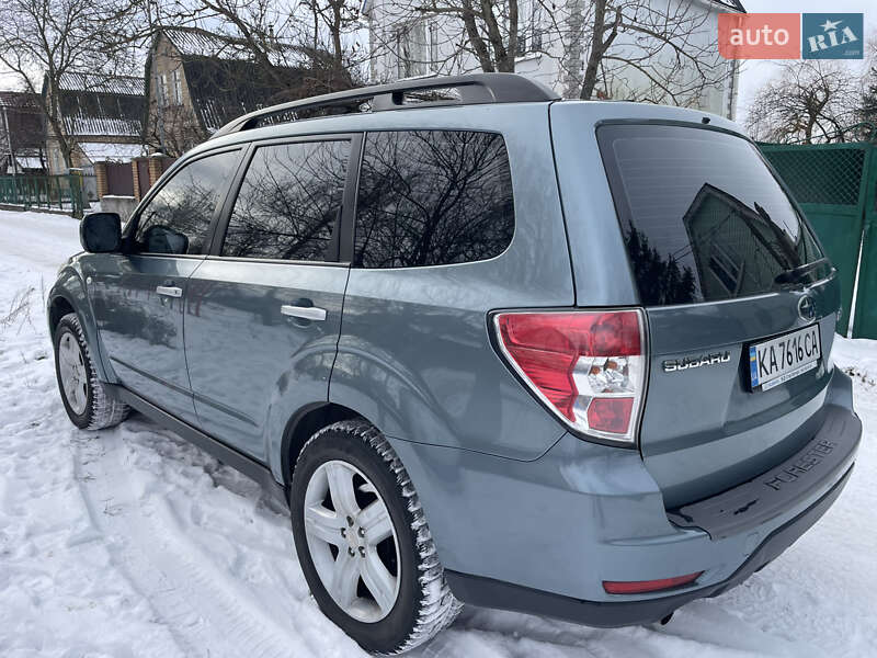 Позашляховик / Кросовер Subaru Forester 2008 в Києві