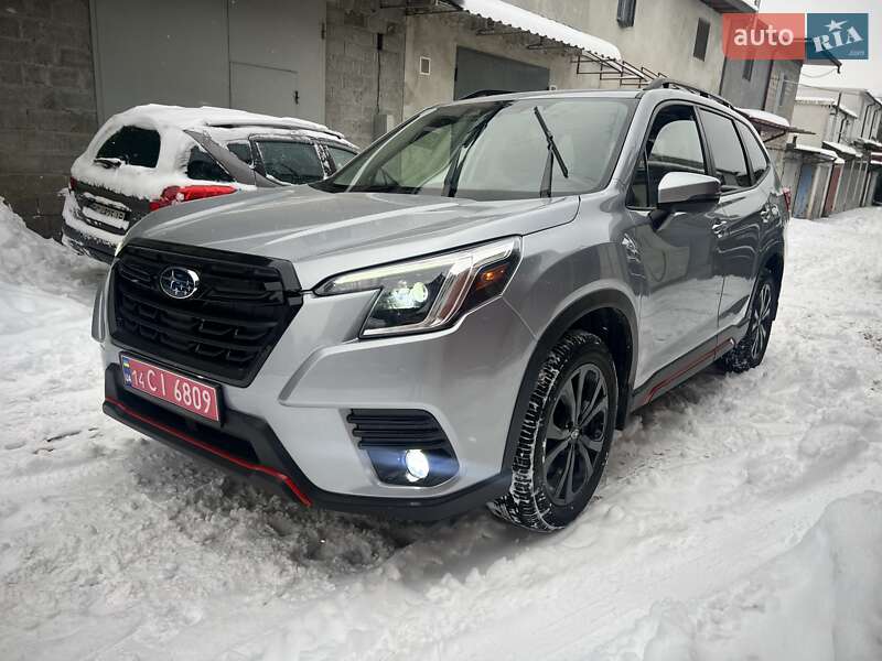 Внедорожник / Кроссовер Subaru Forester 2023 в Львове