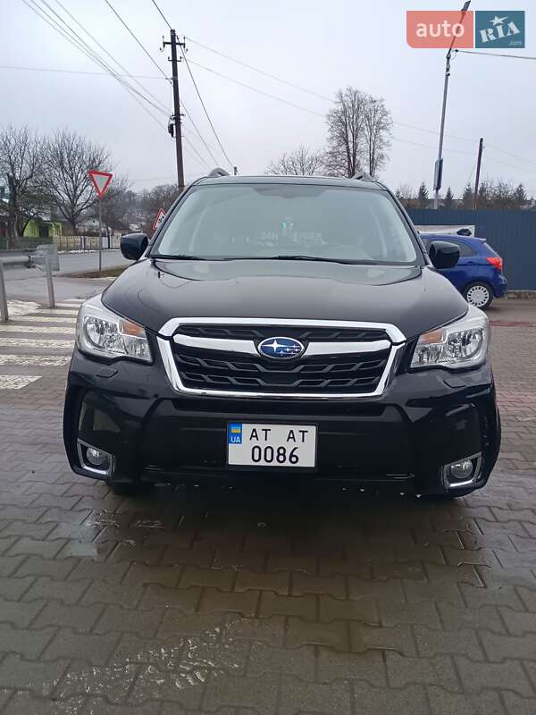 Внедорожник / Кроссовер Subaru Forester 2016 в Снятине