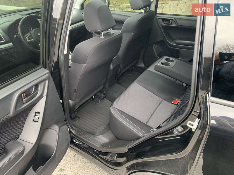 Внедорожник / Кроссовер Subaru Forester 2016 в Днепре