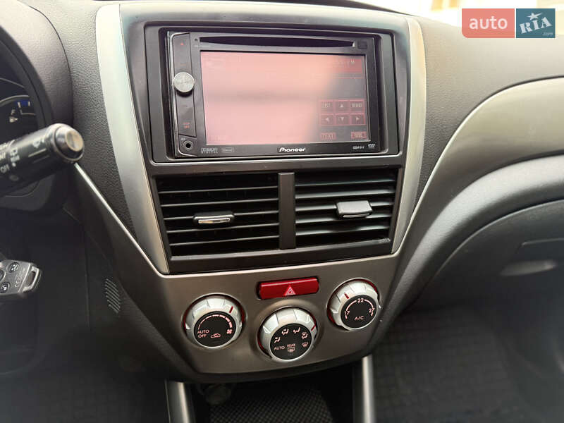 Внедорожник / Кроссовер Subaru Forester 2010 в Харькове