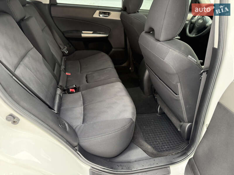 Внедорожник / Кроссовер Subaru Forester 2010 в Харькове