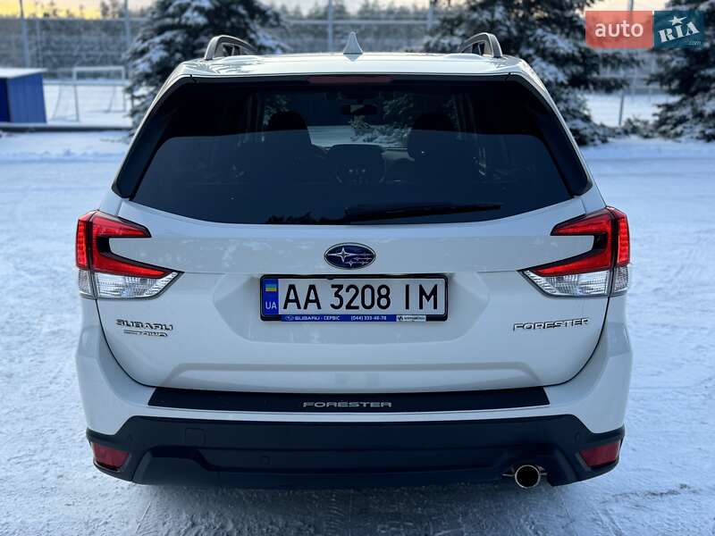 Внедорожник / Кроссовер Subaru Forester 2019 в Киеве