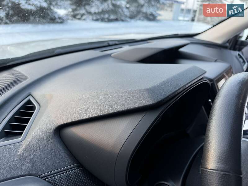 Внедорожник / Кроссовер Subaru Forester 2019 в Киеве