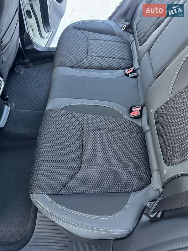 Внедорожник / Кроссовер Subaru Forester 2019 в Киеве